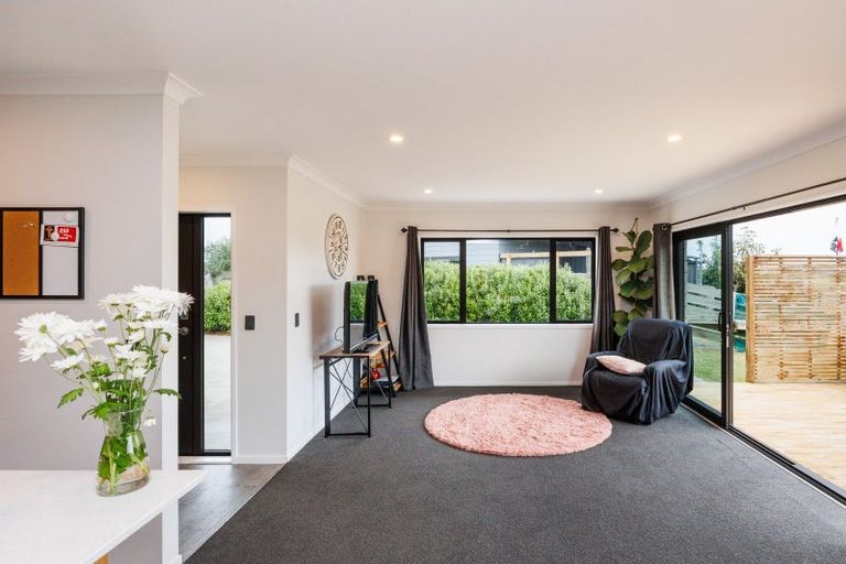 Photo of property in 13 Oxnam Place, Foxton Beach, Foxton, 4815