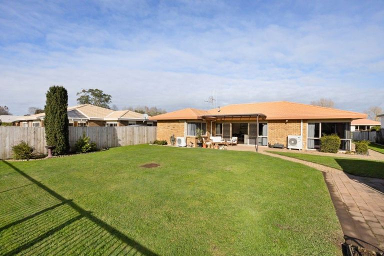 Photo of property in 5 Reynolds Drive, Glenview, Hamilton, 3206