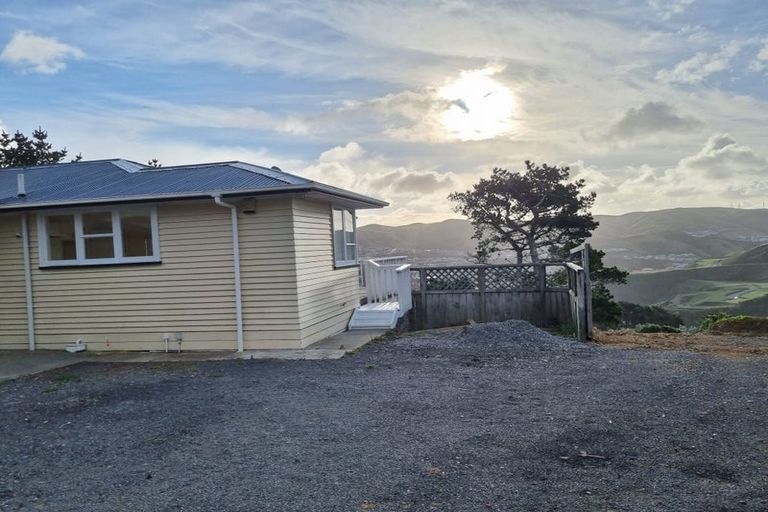 Photo of property in 12a Maraval Crescent, Grenada Village, Wellington, 6037