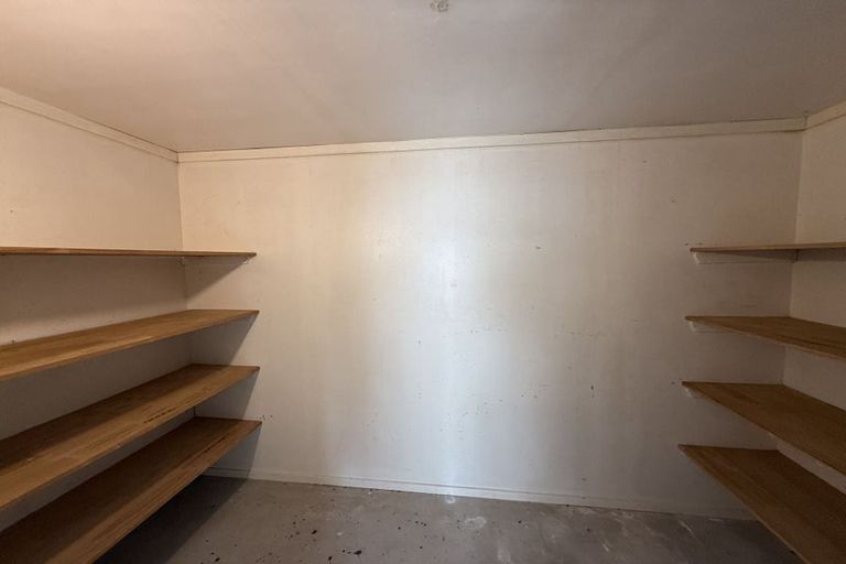 Photo of property in 2/17 Glenvar Road, Torbay, Auckland, 0630