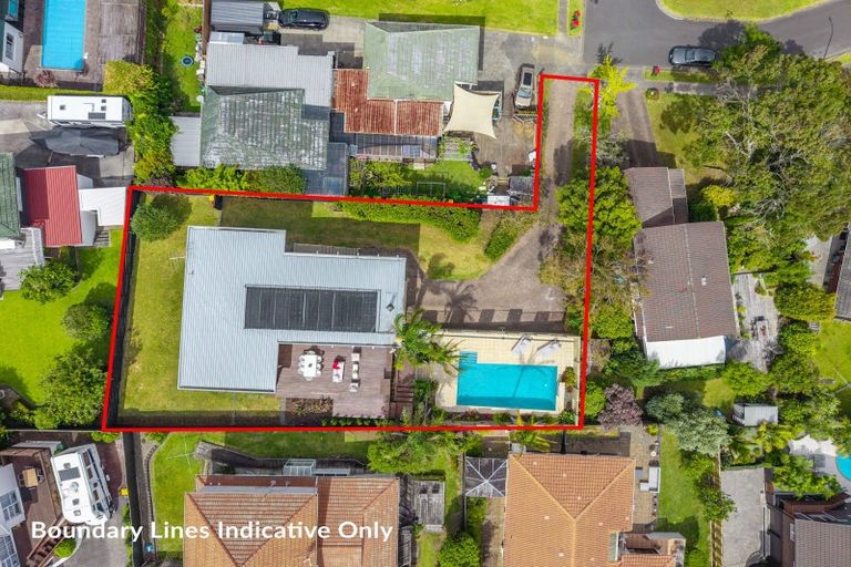 Photo of property in 22 Andrea Place, Sunnyhills, Auckland, 2010