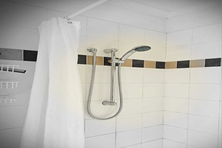 Photo of property in 12 Commodore Place, Britannia Heights, Nelson, 7010