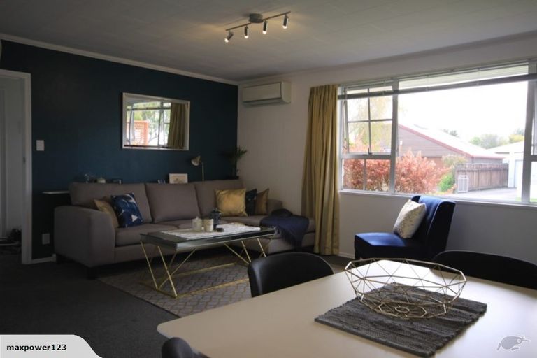Photo of property in 92 Trafalgar Street, Waterloo, Lower Hutt, 5011
