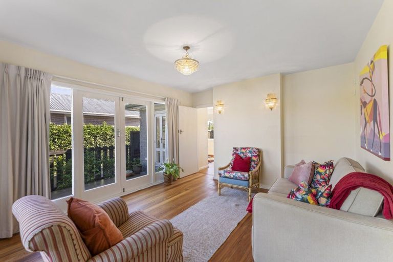 Photo of property in 14 Coniston Avenue, Ilam, Christchurch, 8041