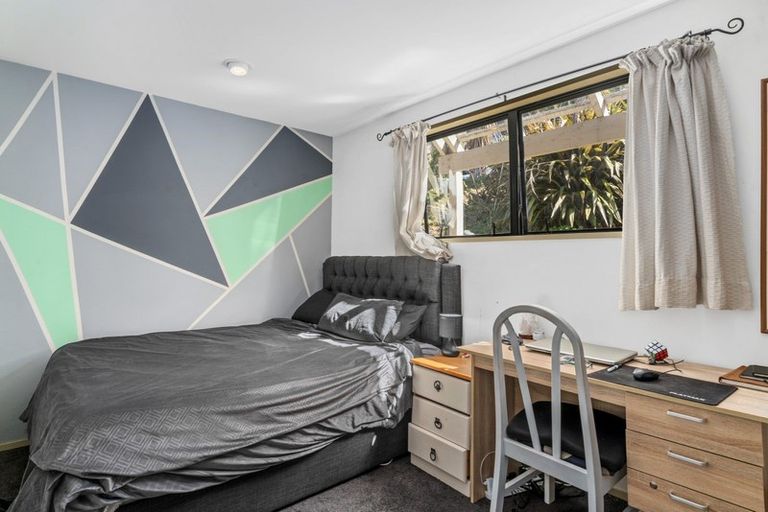 Photo of property in 8 Caples Place, Fernhill, Queenstown, 9300