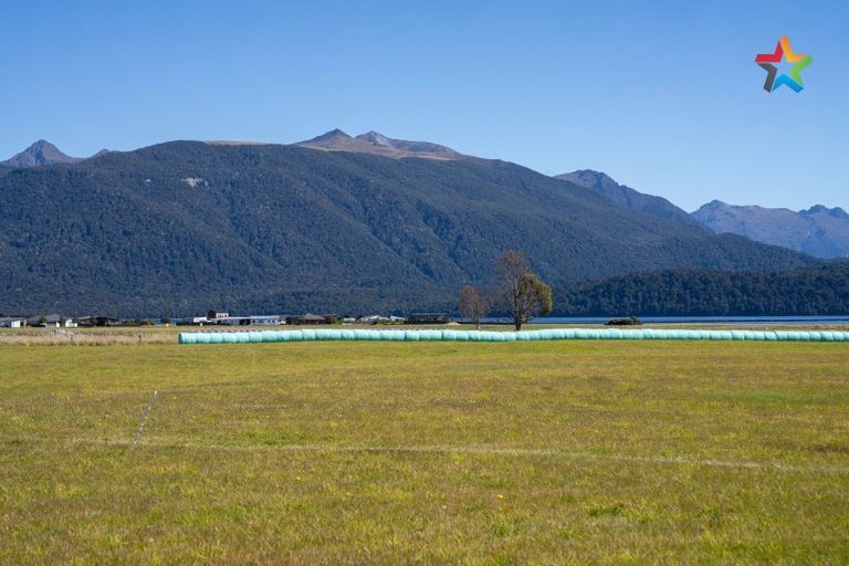 Photo of property in 175 Aparima Drive, Te Anau, 9600