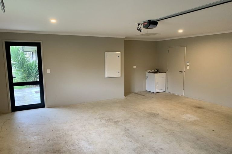 Photo of property in 13 Kennedy Lane, Hamilton East, Hamilton, 3216