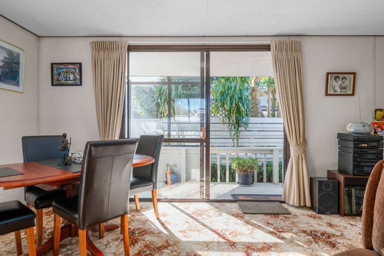 Photo of property in 1a Heath Street, St Andrews, Hamilton, 3200
