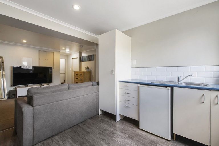 Photo of property in 11 Icarus Place, Sunnybrook, Rotorua, 3015