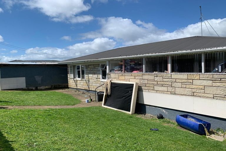 Photo of property in 2 Richard Road, Mangere, Auckland, 2022