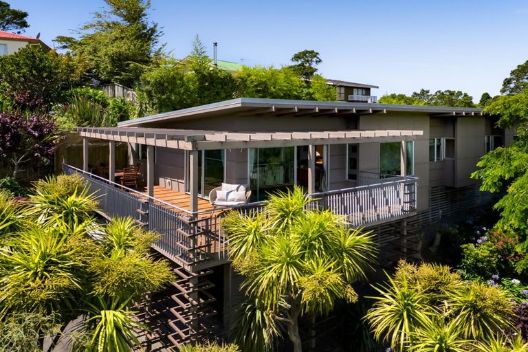 Photo of property in 117 Poplar Grove, Whalers Gate, New Plymouth, 4310