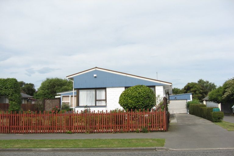 Photo of property in 49 Frensham Crescent, Woolston, Christchurch, 8062