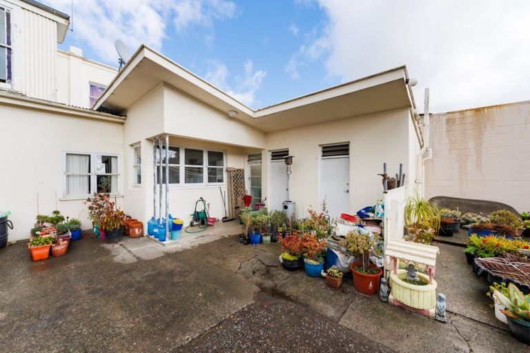 Photo of property in 14 High Street, Marton, 4710