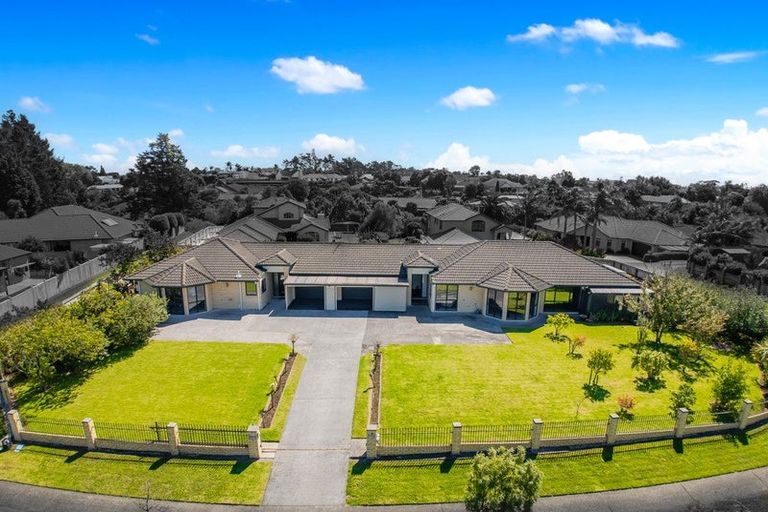 Photo of property in 31 Lough Bourne Drive, Pukekohe, 2120