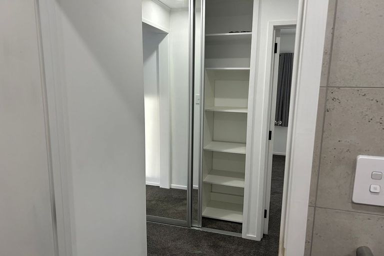 Photo of property in 4/18 Bevyn Street, Castor Bay, Auckland, 0620