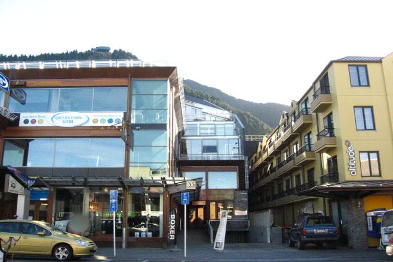 Photo of property in 51 Shotover Street, Queenstown, 9300