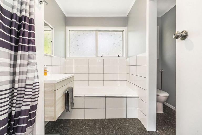 Photo of property in 3 Lovelock Place, Chartwell, Hamilton, 3210