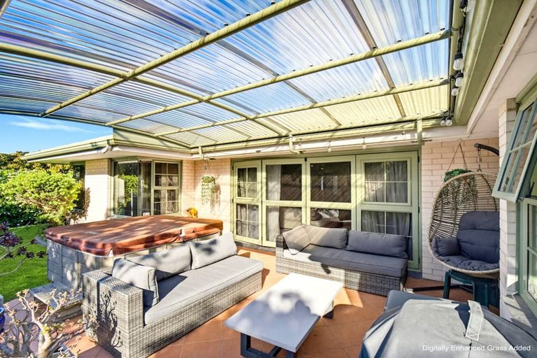 Photo of property in 14 Holdsworth Drive, Otamatea, Whanganui, 4500