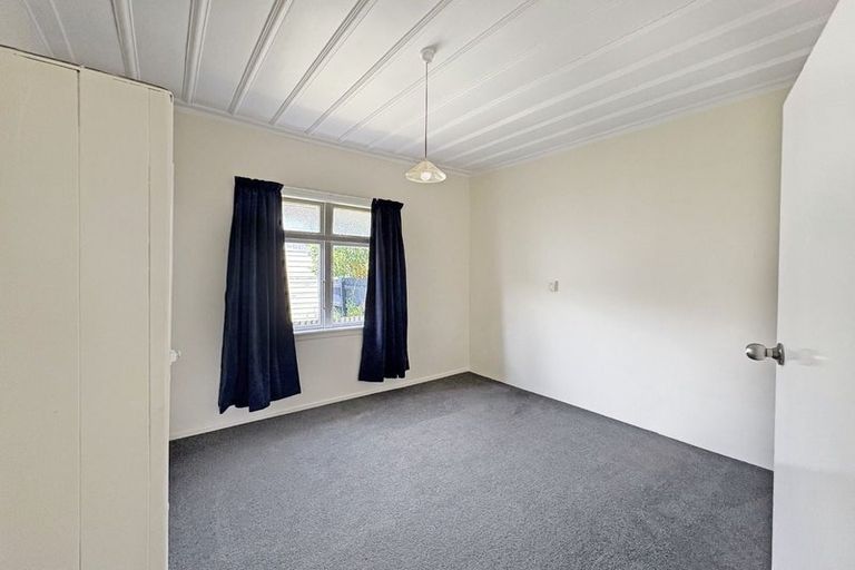 Photo of property in 18 Lombard Street, Palmerston North, 4410