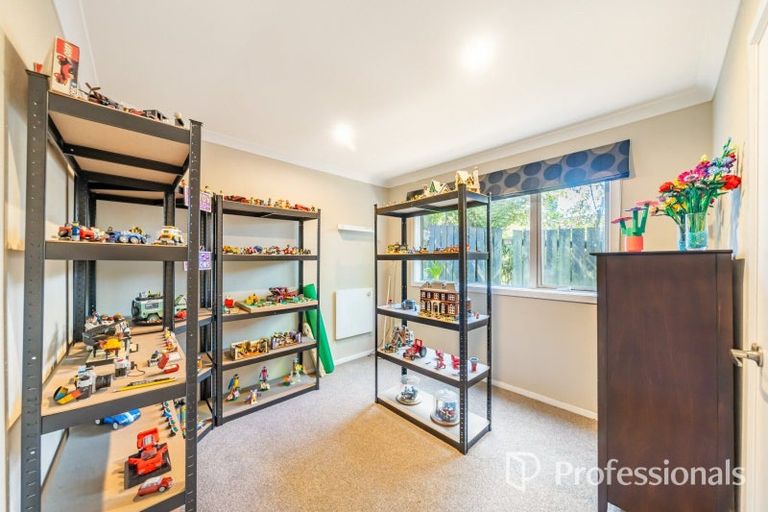 Photo of property in 25 Thomas Street, Stokes Valley, Lower Hutt, 5019