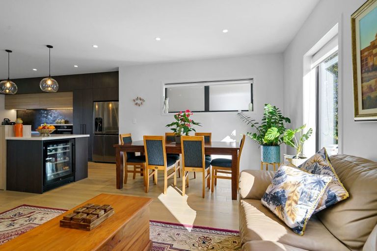 Photo of property in 33 Lakewood Lane, Cambridge, 3434