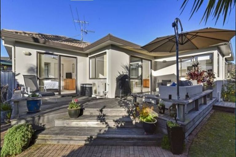 Photo of property in 5 Starlight Cove, Hobsonville, Auckland, 0618
