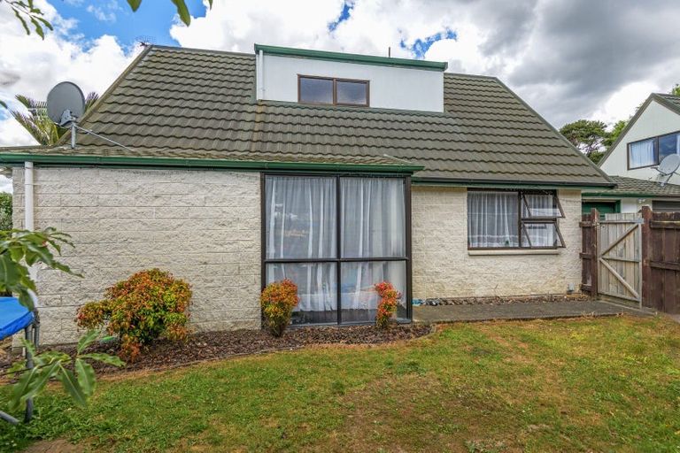 Photo of property in 1 Jarrett Court, Roslyn, Palmerston North, 4414