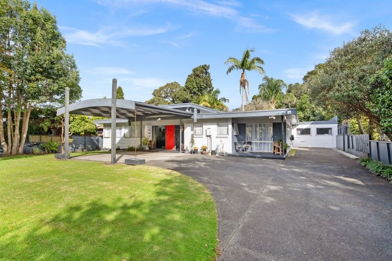Photo of property in 17 Parkland Crescent, Te Kamo, Whangarei, 0112