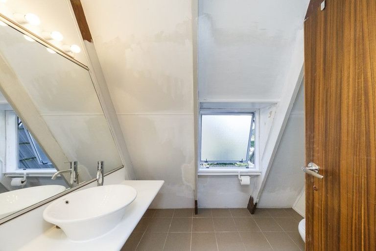 Photo of property in 46 Summerhill Drive, Fitzherbert, Palmerston North, 4410