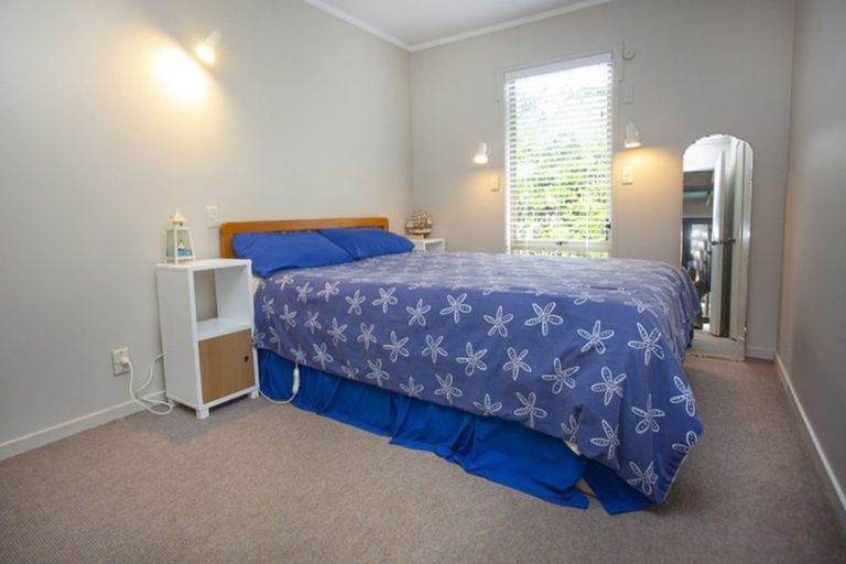 Photo of property in 503a Ocean Road, Whangamata, 3620