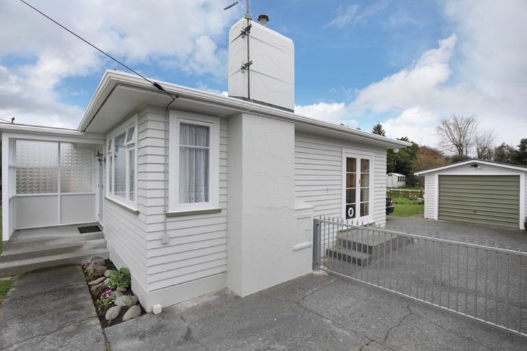 Photo of property in 4 Maunder Street, Marton, 4710