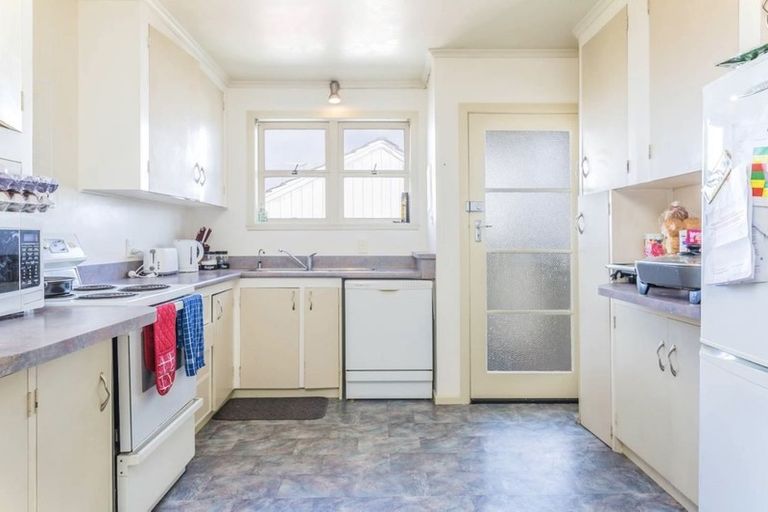 Photo of property in 20 Tristram Avenue, Forrest Hill, Auckland, 0620
