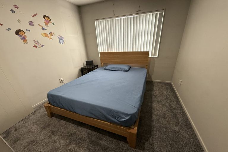 Photo of property in 48b Makora Road, Massey, Auckland, 0614