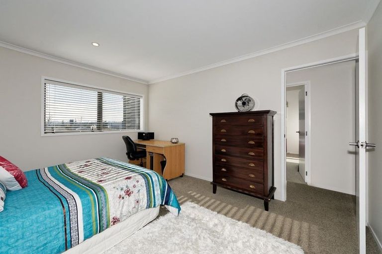 Photo of property in 14 Teal Way, Hobsonville, Auckland, 0616