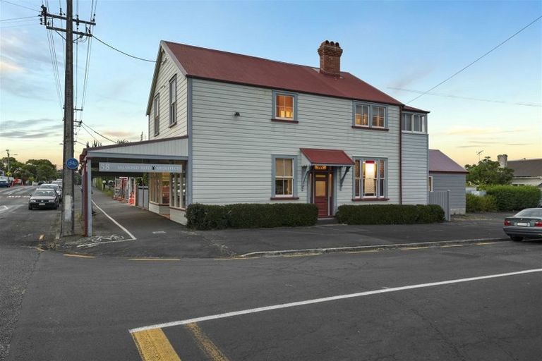 Photo of property in 58 Calliope Road, Stanley Point, Auckland, 0624