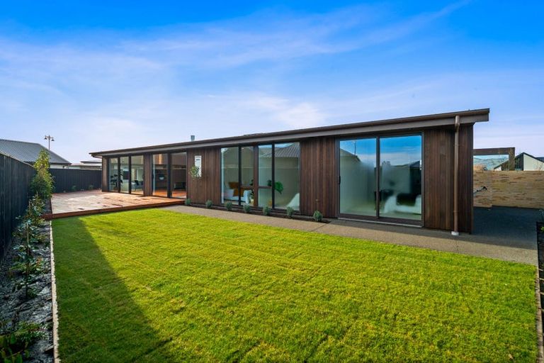 Photo of property in 90 Stationmasters Way, Prebbleton, 7604