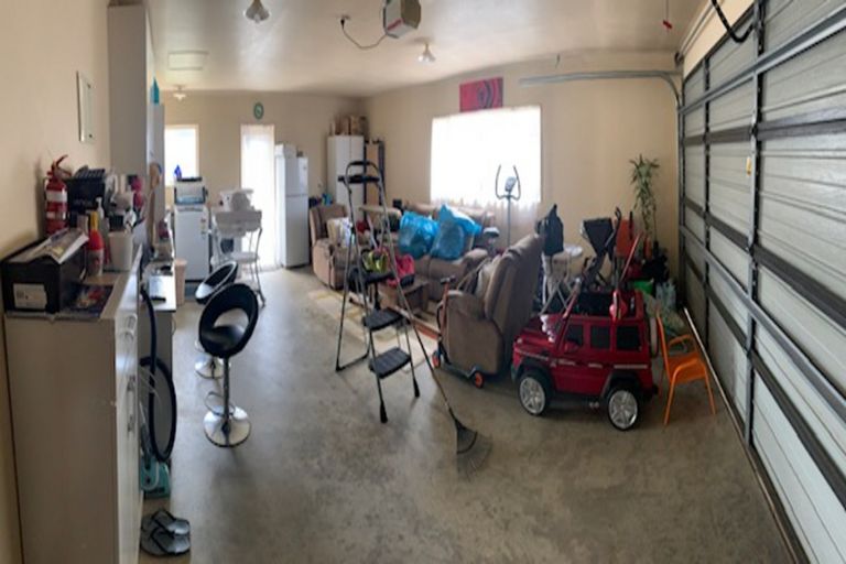 Photo of property in 16 James Road, Manurewa, Auckland, 2102