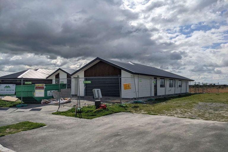 Photo of property in 27 Ranginui Drive, Kaiapoi, 7630