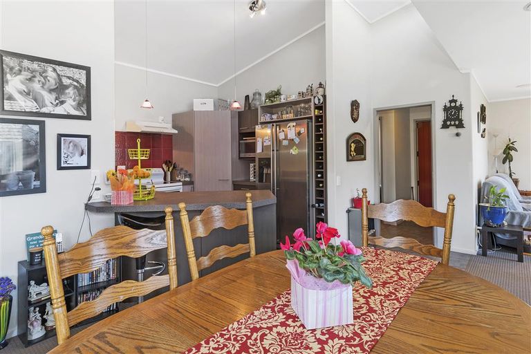 Photo of property in 3 Lark Place, Welcome Bay, Tauranga, 3112