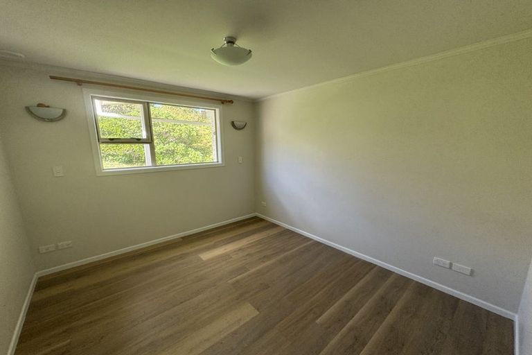 Photo of property in 72 Buckley Road, Southgate, Wellington, 6023