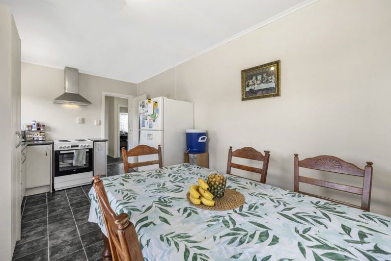 Photo of property in 240 Saint Marys Avenue, Te Awamutu, 3800