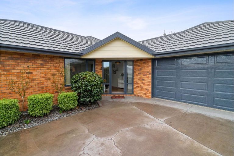Photo of property in 14 Matisse Close, Rolleston, 7614