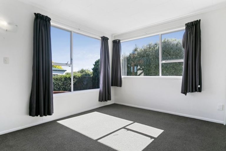 Photo of property in 6 Birch Street, Hilltop, Taupo, 3330
