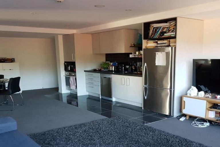 Photo of property in Nouvo Apartments, 3j/21 Rugby Street, Mount Cook, Wellington, 6021