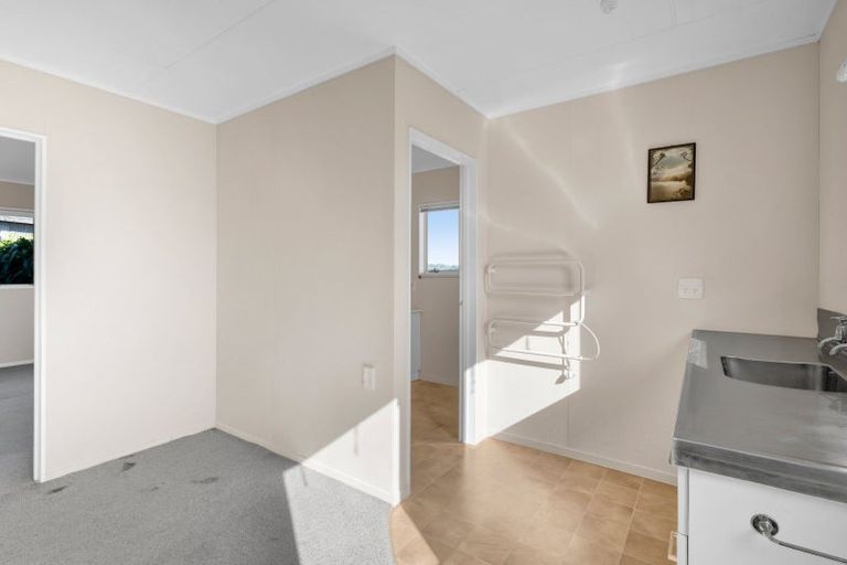 Photo of property in 2775 Eltham Road, Te Kiri, Opunake, 4682