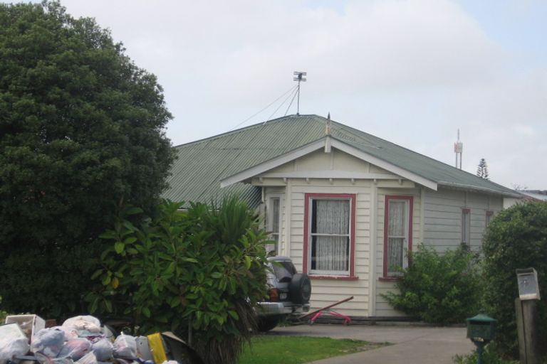 Photo of property in 1/33 Rata Street, New Lynn, Auckland, 0600