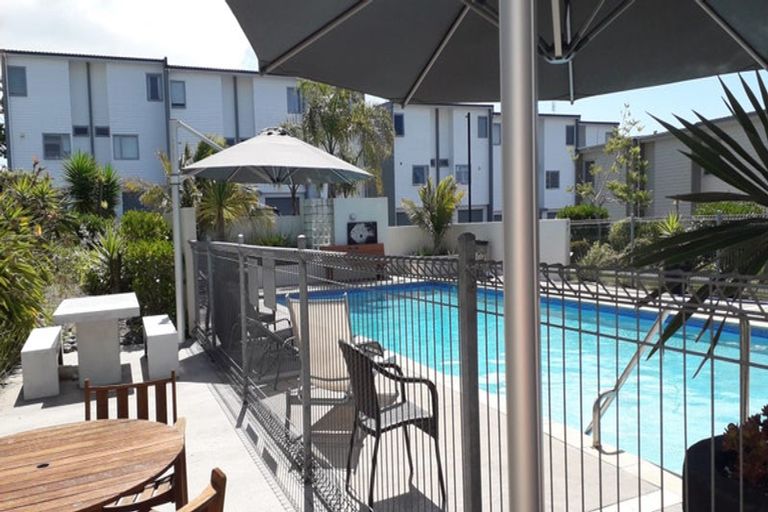 Photo of property in 110/7 Kelvin Hart Drive, East Tamaki, Auckland, 2013