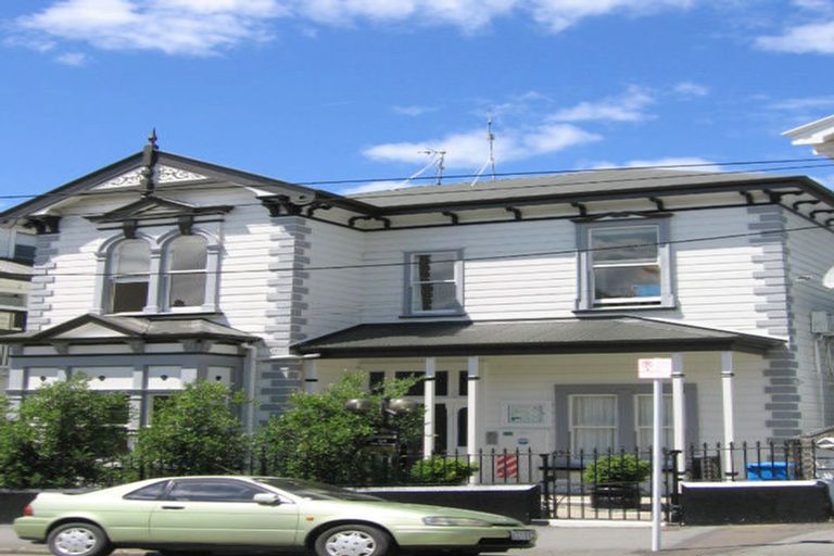 Photo of property in 221c The Terrace, Wellington Central, Wellington, 6011