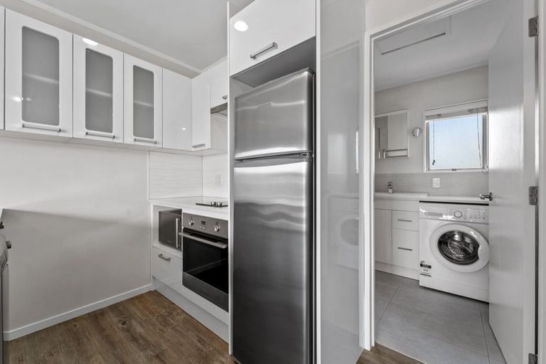 Photo of property in 3/420a Hibiscus Coast Highway, Orewa, 0931