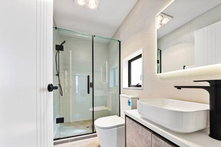 Photo of property in 10d White Heron Drive, Massey, Auckland, 0614